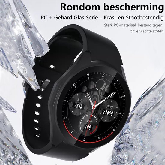 Zwarte smartwatch met een display dat kcal, stappen en BPM aangeeft, omringd door water.