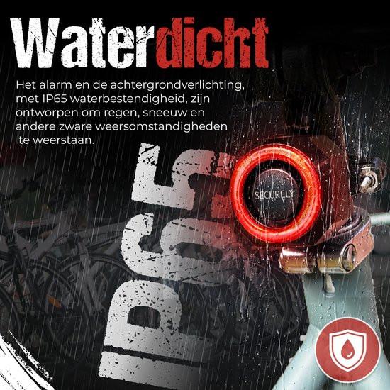 Zwart fietsalarm met rode lichtring in regen, met IP65 waterdicht icoon.