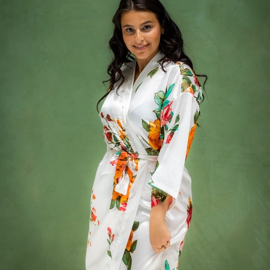 Kimono satijn dames - Santorini Wild roses Pure white - wit - lang model - superzacht satijn - one size
