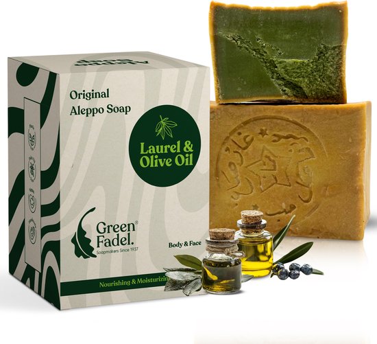 Doosje Original Aleppo Soap, Laurel &amp; Olive Oil, met groene en bruine zeepblokken, flesjes olie en olijftakjes.