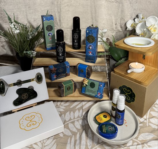 Sanga Sanga Ultimate Relaxation Set - Lichaamsolie - Lichaams Zeep - Guasha & Jade Roll - Oil Diffuser