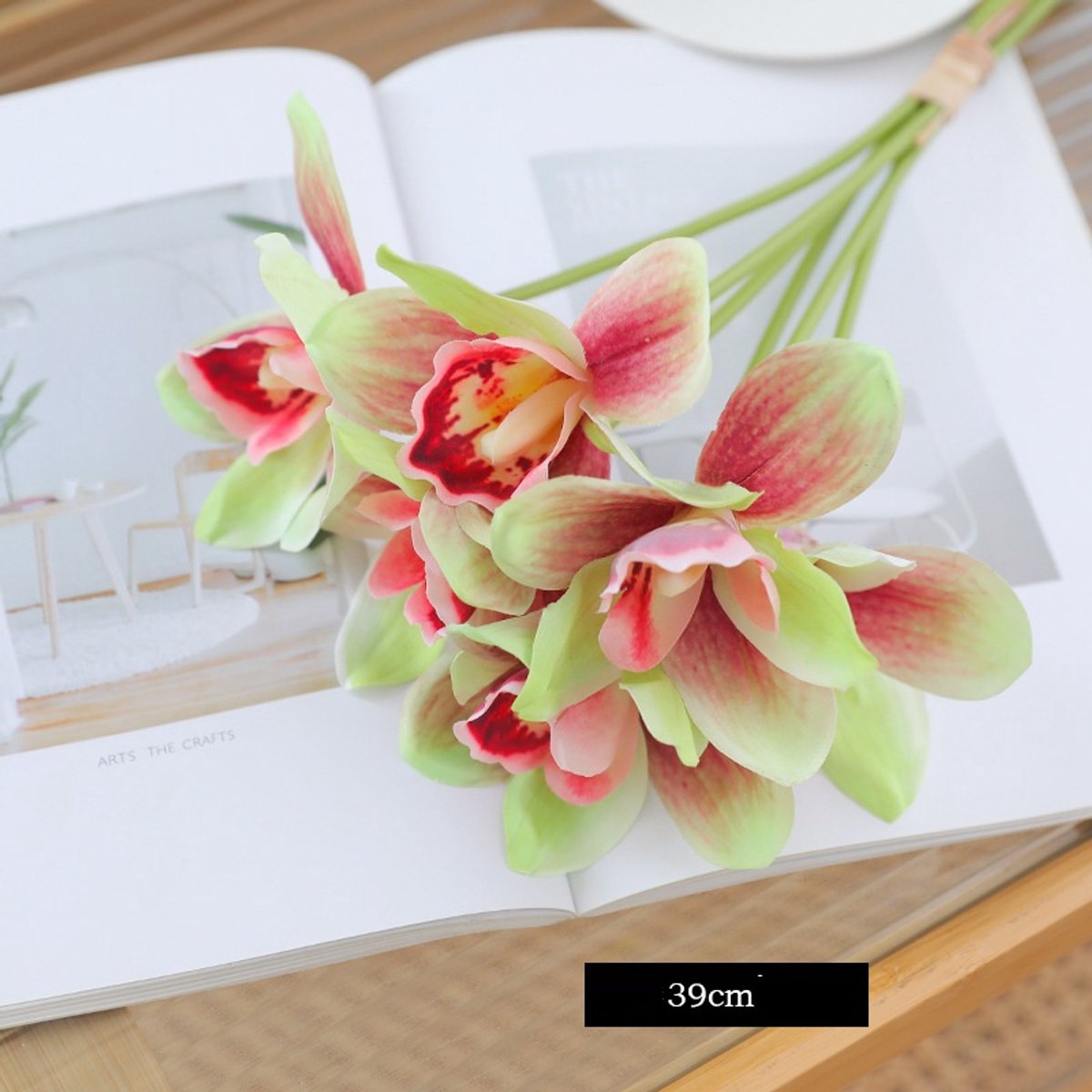 Zijden Boeket Cymbidium orchideeënboeket – 39 cm hoog – 18 stelen - doe-het-zelf boeket – DIY – alle kunstbloemen los geleverd – Lente – multi color – Kunstbloemen - nep bloemen - nepbloemen - kunstplanten Wit Groen