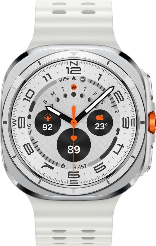 Zilverkleurig Samsung Galaxy Watch Ultra horloge met witte wijzerplaat, oranje accenten en bandje.