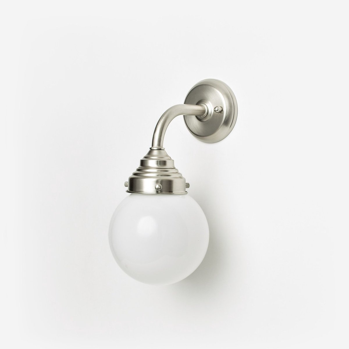 Wandlamp Bol Ø 15 Curve Matnikkel - Art Deco Trade