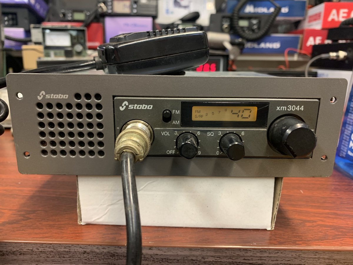 Stabo XM3044 AM-FM 27mc radio met inbouwframe refurbished