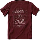 90 Jaar Legendarisch Gerijpt T-Shirt | Donkergrijs - Grijs | Grappig Verjaardag en Feest Cadeau Shirt | Dames - Heren - Unisex | Tshirt Kleding Kado | - Burgundy - XL