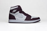 Air Jordan 1 High OG Bordeaux 555088-611 Maat 46 Kleur als op foto