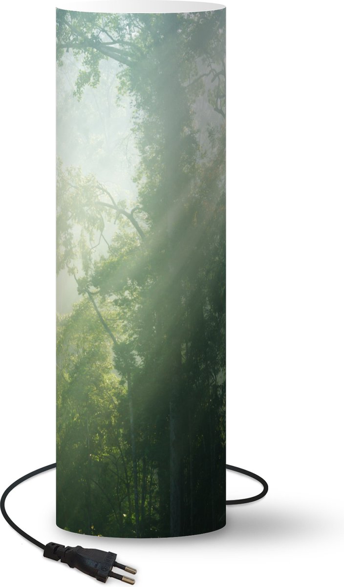 Lamp - Nachtlampje - Tafellamp slaapkamer - Zonnestralen bij een groen bos in Maleisië - 70 cm hoog - Ø22.3 cm - Inclusief LED lamp