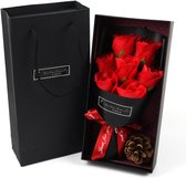 Boeket ZeepRozen - Rood - Valentijnsdag - Giftbox - Cadeau - Liefde - Valentijn - Zeeprozen - Roos - Giftbox met Rozen - Rode Rozen
