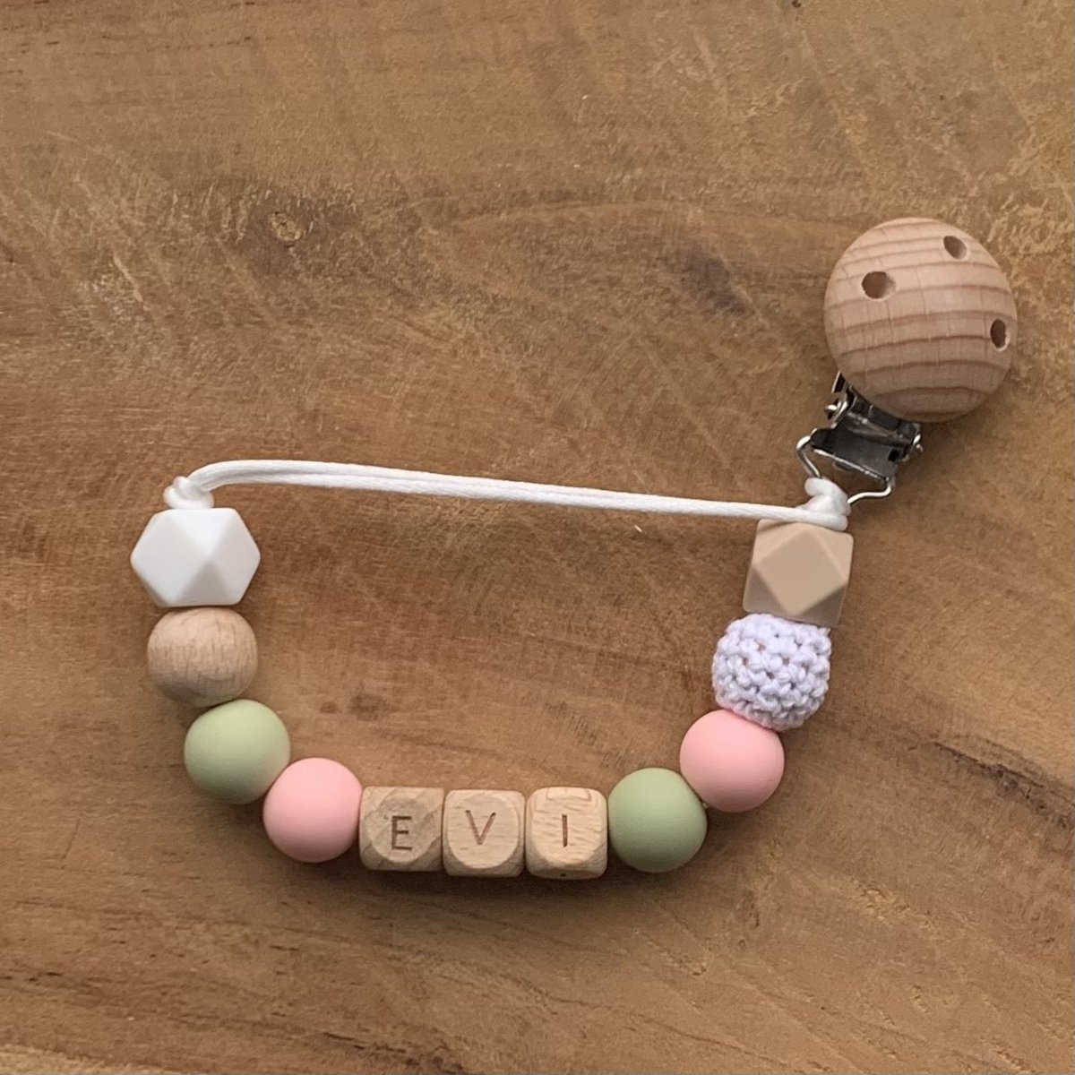 Goedkoopste Speenkoord met naam | Gepersonaliseerd | Roze/Groen - Hout | Kraamcadeau | Baby | Speenclip | Speenketting | Bebbes
