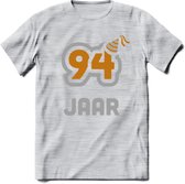 94 Jaar Feest T-Shirt | Goud - Zilver | Grappig Verjaardag Cadeau Shirt | Dames - Heren - Unisex | Tshirt Kleding Kado | - Licht Grijs - Gemaleerd - S