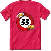 33 Jaar Hoera Verkeersbord T-Shirt | Grappig Verjaardag Cadeau | Dames - Heren | - Roze - XL