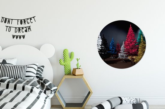 Wandcirkel - Muurcirkel Binnen - Gekleurde dennenbomen in de nacht - ⌀ 60 cm - Wanddecoratie - Ronde Schilderijen