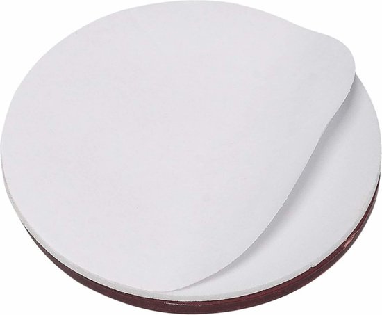Witte ronde reflector met bruine rand en deels verwijderde witte beschermfolie.