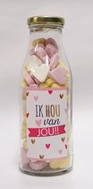 Valentijn cadeau - fles "Ik hou van jou" gevuld met vruchtenhartjes - liefde - valentijn