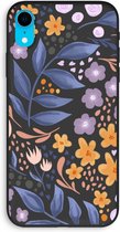 CaseCompany® - iPhone XR hoesje - Flowers with blue leaves - 100% Biologisch Afbreekbaar - Duurzaam - Biodegradable Soft Case - Milieuvriendelijke Print op Achterkant - Zwarte Zijkanten - Bes