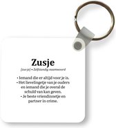 Sleutelhanger - Uitdeelcadeautjes - Woordenboek - Zusje definitie - Zusje - Quotes - Spreuken - Plastic