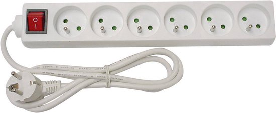 Witte stekkerdoos met 6 stopcontacten, een verlichte rode schakelaar en een 1,5 meter lange kabel.