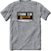 Fishing Club - Vissen T-Shirt | Grappig Verjaardag Vis Hobby Cadeau Shirt | Dames - Heren - Unisex | Tshirt Hengelsport Kleding Kado - Donker Grijs - Gemaleerd - M