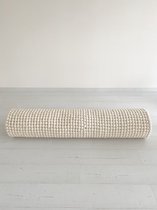 Vilten bolletjes  kleed 125x150 cm -afmeting viltbal Ø 4 cm- grijs- FAIRTRADE!