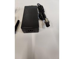 48V oplader e-step, output 54.6V met 1.5A - drie pins aansluiting voor Z9 - Zero 9 - Vsett9+ - Kugoo Kirin - Dualtron - Kaboo - Nanrobot - charger Zero - charger Vsett - charger Kaboo - charger Dualtron -