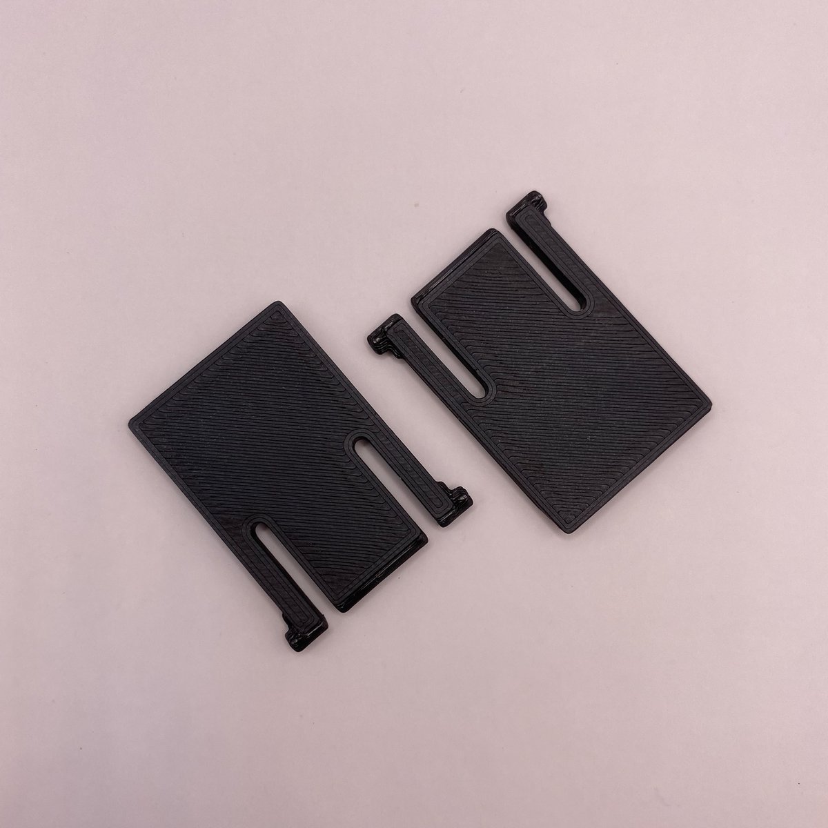 Piedini Sostitutivi Per Tastiera Logitech K300 / MK300 – Originali, Colore Nero
