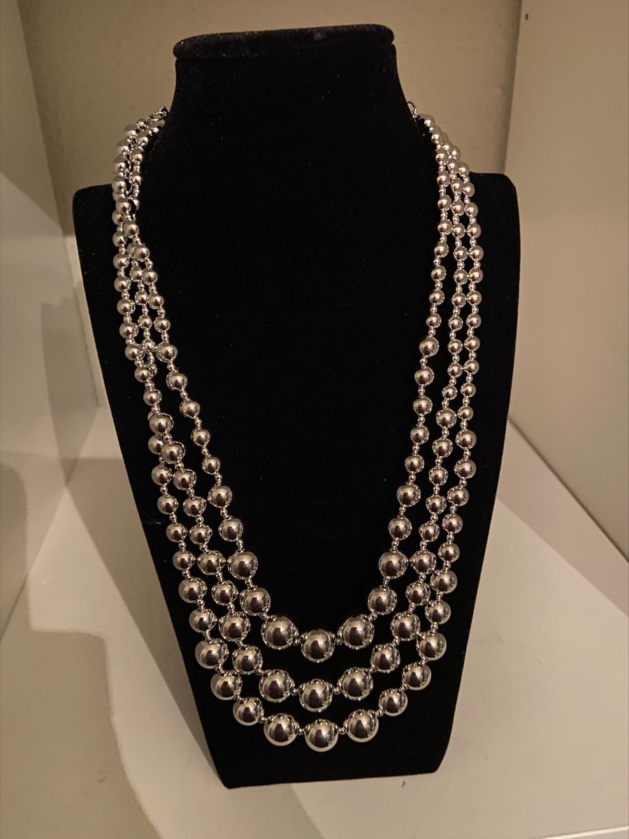 Gelaagde ketting met kralenmotief | Make up | Parfum | Moederdag | Verjaardagscadeau| Cadeautje| Valentijnsdag| Kado | sieraden | vaderdag | oorbellen | oorsieraden