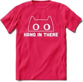 Hang In There - Katten T-Shirt Kleding Cadeau | Dames - Heren - Unisex | Kat / Dieren shirt | Grappig Verjaardag kado | Tshirt Met Print | - Roze - L