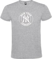 Grijs T-Shirt met “ New York Yankees “ logo Wit Size M