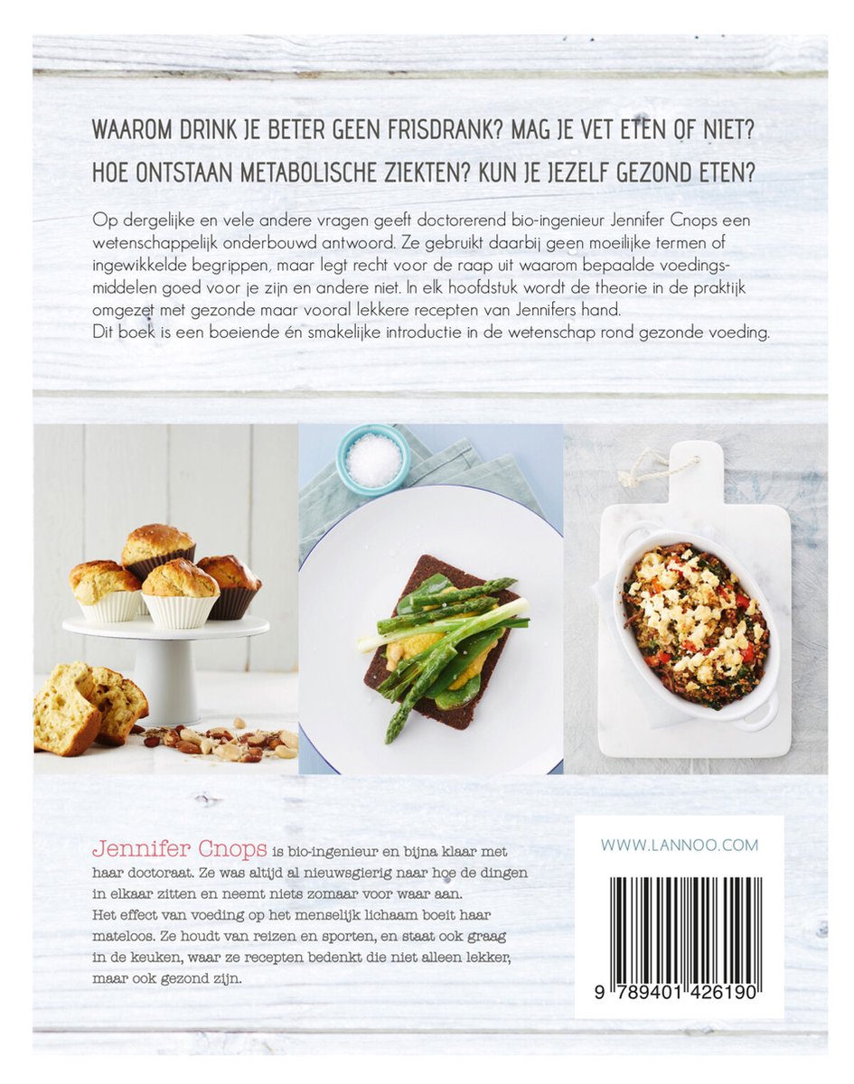 Gevulde groenten, groene asperges met brood en muffins.