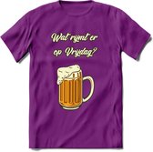 Wat Rijmt Er Op Vrijdag? T-Shirt | Bier Kleding | Feest | Drank | Grappig Verjaardag Cadeau | - Paars - XXL