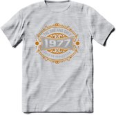 1977 The One And Only T-Shirt | Goud - Zilver | Grappig Verjaardag  En  Feest Cadeau | Dames - Heren | - Licht Grijs - Gemaleerd - M
