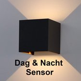 Buitenlamp met dag en nacht sensor - wandlamp voor binnen en buiten - industrieel - buitenlamp - zwart - 10x10x10cm - LED