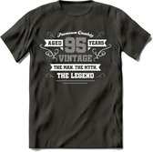 95 Jaar Legend T-Shirt | Zilver - Wit | Grappig Verjaardag en Feest Cadeau | Dames - Heren - Unisex | Kleding Kado | - Donker Grijs - M