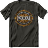 2007 The One And Only T-Shirt | Goud - Zilver | Grappig Verjaardag  En  Feest Cadeau | Dames - Heren | - Donker Grijs - M