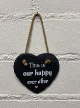 Deco leisteen met ophangkoordje - hart - This is our happy ever after - 10x10 cm - Woonaccessoires