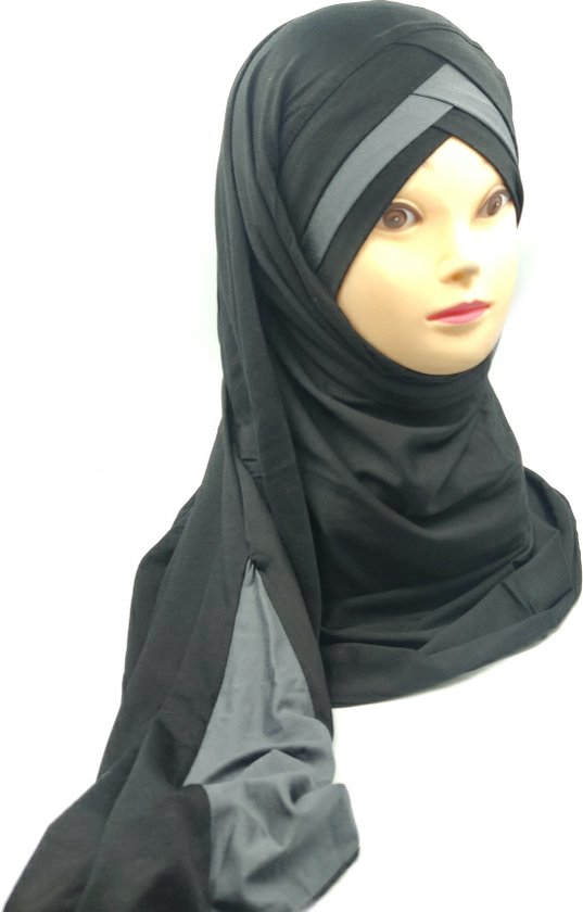 Foto: Mooie zwarte hoofddoek viscose hijab 