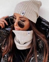 BEIGE  set- sjaal en muts Gebreide Vikki