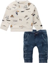 Noppies - Kledingset - 2delig - Sweater Oatmeal met prints - Sweatpants Dark Sapphire - Maat 86