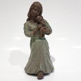 Geert Kunen / Skulptuur / beeld / Meisje met kind- bruin / groen - 12 x 15 x 27 cm hoog.
