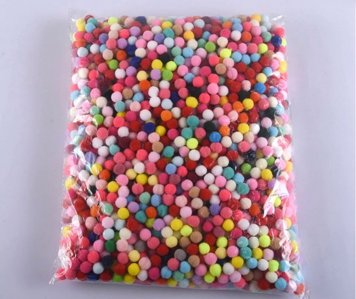 Pompons - knutsel pompons - 1000 stuks - Creatief knutselen - handwerken - knutselen - Creatief - Verschillende kleuren -
