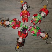 Sleutelhangers- Tassenhangers - Voor kinderen en volwassenen - Thaise Poppetjes - set van 5 stuks