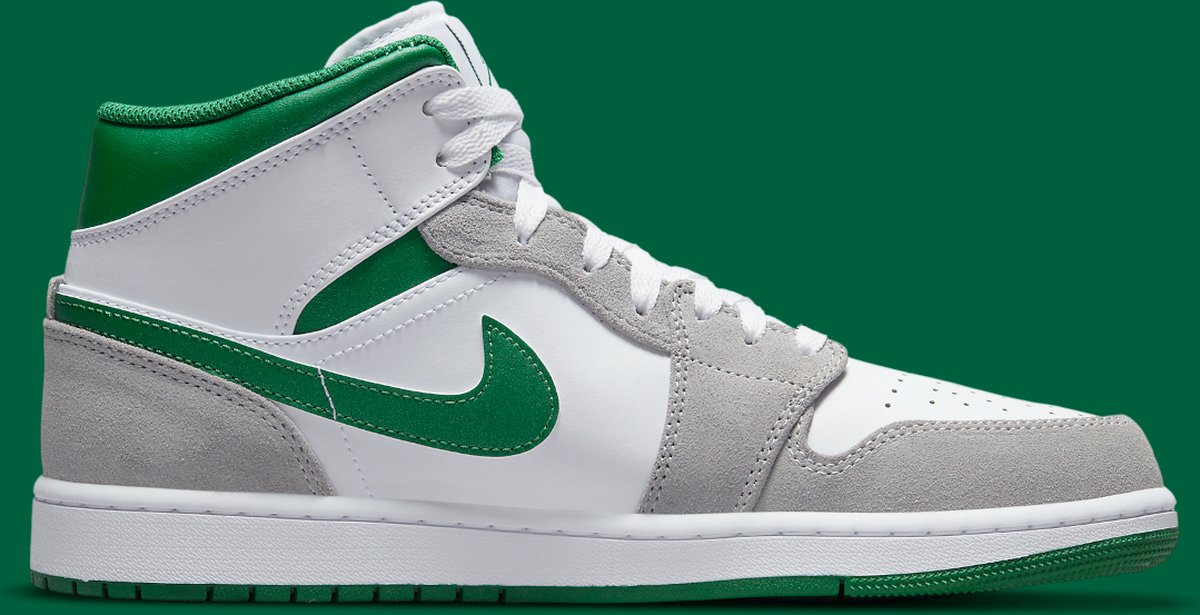 Nike Nike Air Jordan 1 Mid Pine Smoke Sneakers Unisex Grijs