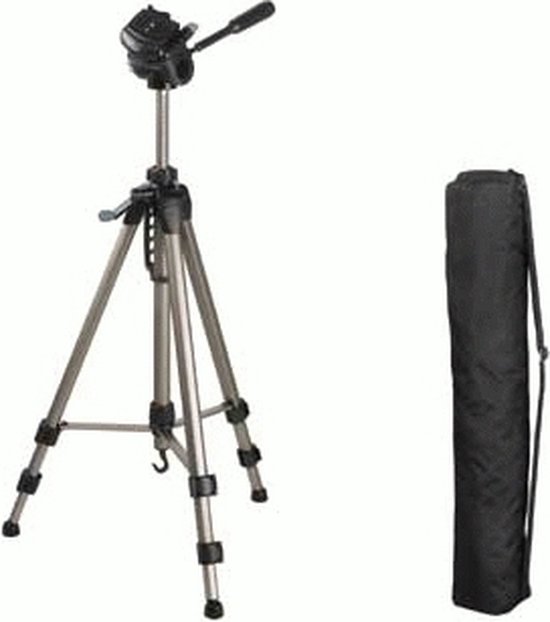 Bronzen Hama Star 63 statief met draagtas, met camera bevestigd.