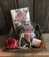 MOEDERDAG-CADEAU-ROMANTISCH-ROZEN-GEURZAKJE-KAARSEN.
