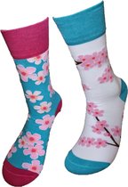Verjaardag cadeau - Grappige sokken - Japanse bloesem sokken - Leuke sokken - Mismatch sokken - Vrolijke sokken – Valentijn Cadeau - Luckyday Socks - Cadeau sokken - Socks waar je
