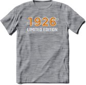 1926 Limited Edition T-Shirt | Goud - Zilver | Grappig Verjaardag en Feest Cadeau Shirt | Dames - Heren - Unisex | Tshirt Kleding Kado | - Donker Grijs - Gemaleerd - S