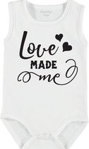 Baby Rompertje met tekst 'Love made me' | mouwloos l | wit zwart | maat 50/56 | cadeau | Kraamcadeau | Kraamkado