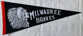 USArticlesEU - Milwaukee Braves - MLB - Vaantje - Baseball - Honkbal - Sportvaantje - Pennant - Wimpel - Vlag - 31 x 72 cm