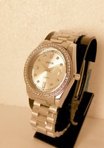 Animoo - Stijlvol horloge - goudkleurig - met datum - crystal glas - rand met zirconia's